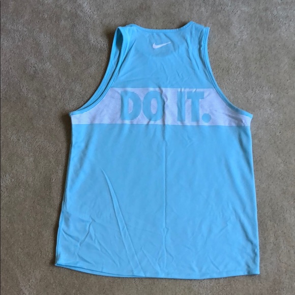 Nike dri-fit workout tank M - Picture 2 of 2